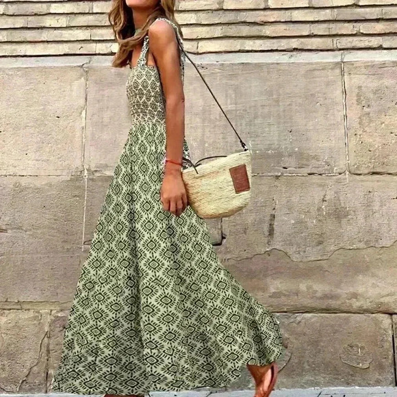 Multicolor Boho Women's Bohemian Vacation Style Printed Dress - Picture 1 of 6